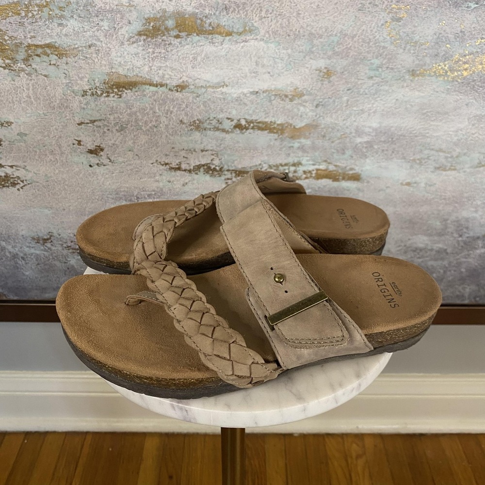 Earth Origins Onida Sandals Shoes Womens Size 7.5 Beige Thong Wedge Comfort